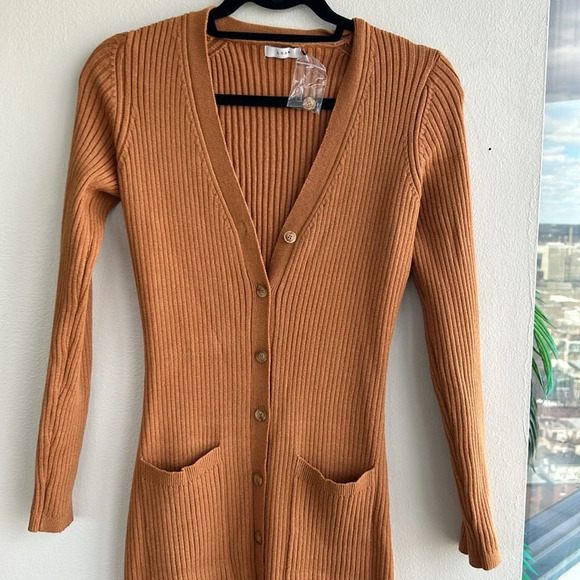 LUSH KACEY RIBBED KNIT SWEATER DRESS IN HAZELNUT - Picture 4 of 7
